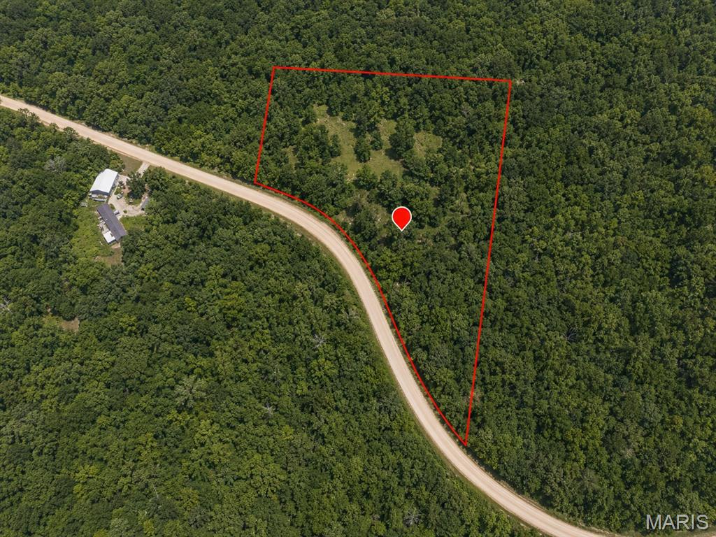 Photo of 32795 Sagrada Beach Road, Lincoln, MO 65338 (MLS # 26052105)
