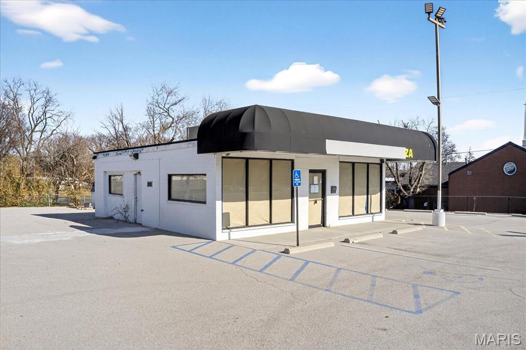 1285 N Highway 67 Street