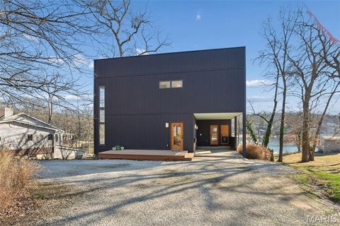 6252 N Lakeshore Drive Byrnes Mill MO 63051