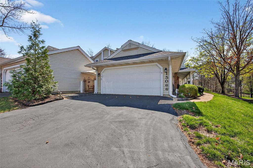 Greens Of Broadmoor Condo 8 - Residential