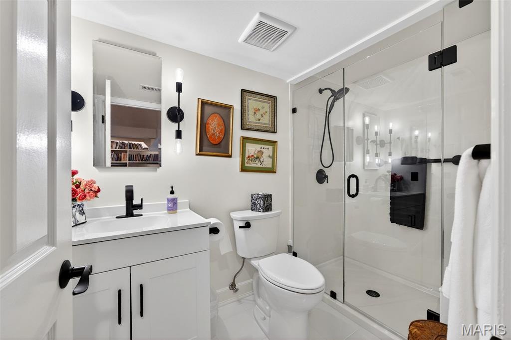 Greens Of Broadmoor Condo 8 - Residential