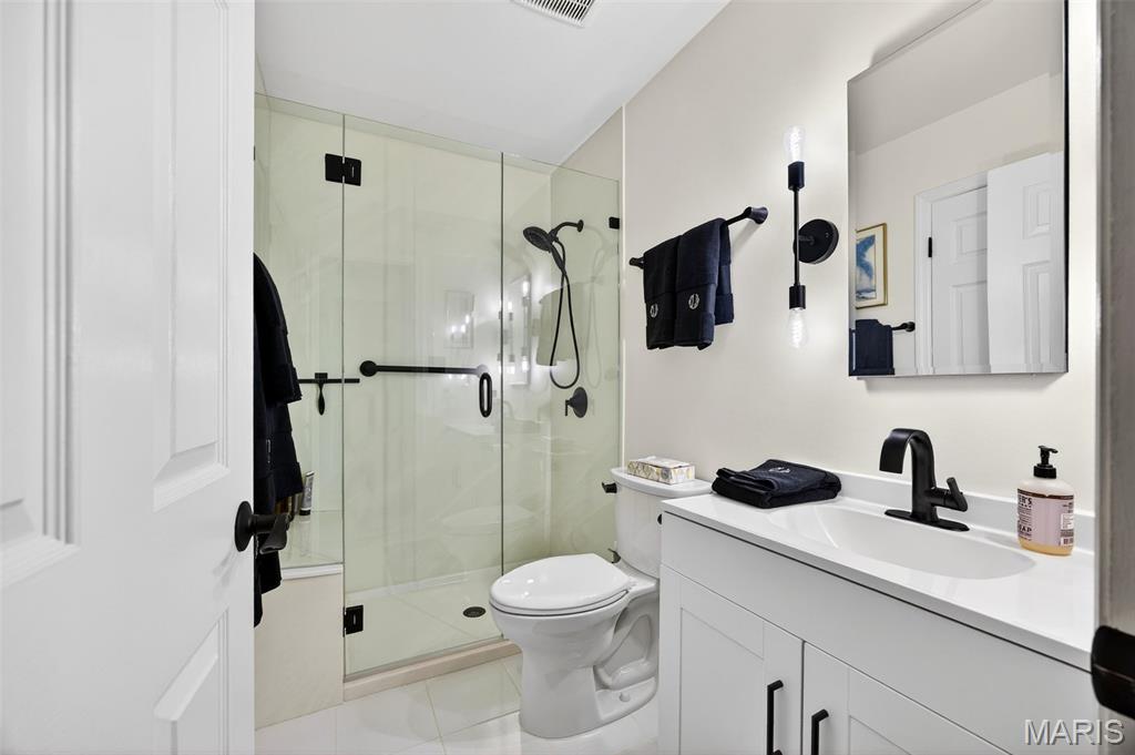 Greens Of Broadmoor Condo 8 - Residential