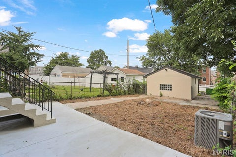 Tiny photo for 5637 Reber Place, St Louis, MO 63139 (MLS # 26047711)