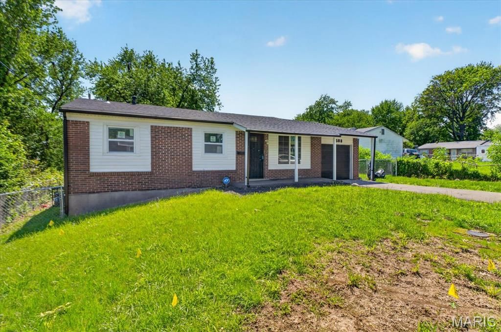 Photo of 2508 Countess Drive, St Louis, MO 63136 (MLS # 26025106)