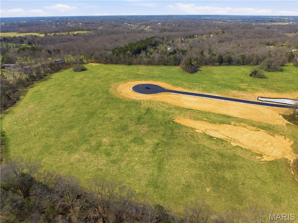 Photo of 7 Summit at Penelope Valley, Wentzville, MO 63385 (MLS # 26020844)