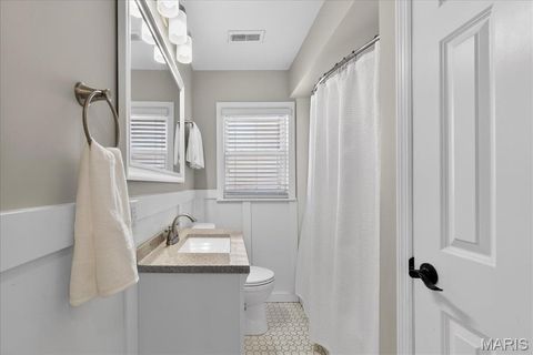 Tiny photo for 1144 Missouri Avenue, Kirkwood, MO 63122 (MLS # 26006507)