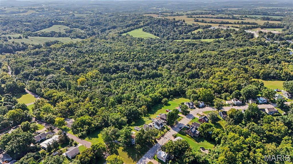 81 ACRES MILLER Street