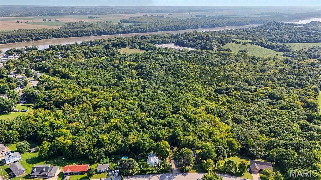 81 ACRES MILLER Street