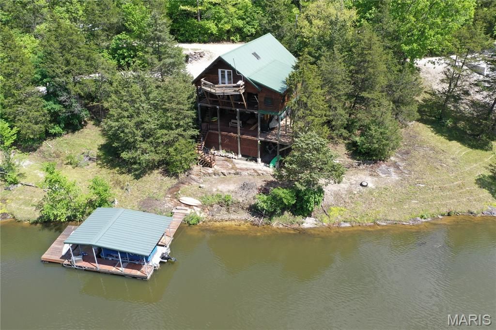 Photo of 64 Lakeview Trail, New Florence, MO 63363 (MLS # 26028423)