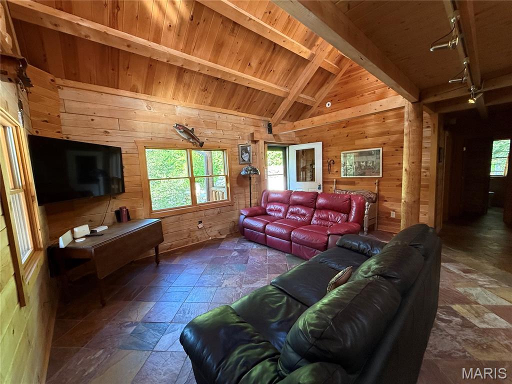Pinnacle Lake Estates - Residential