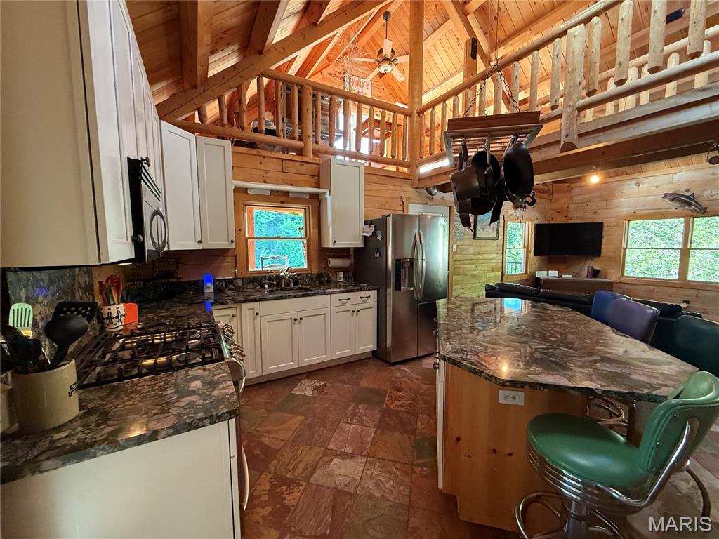 Pinnacle Lake Estates - Residential