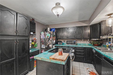 Tiny photo for 101 Sunset Drive, Hazelwood, MO 63042 (MLS # 26059095)