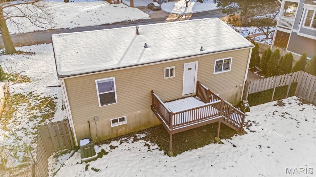 Zeta Dell - Residential Lease