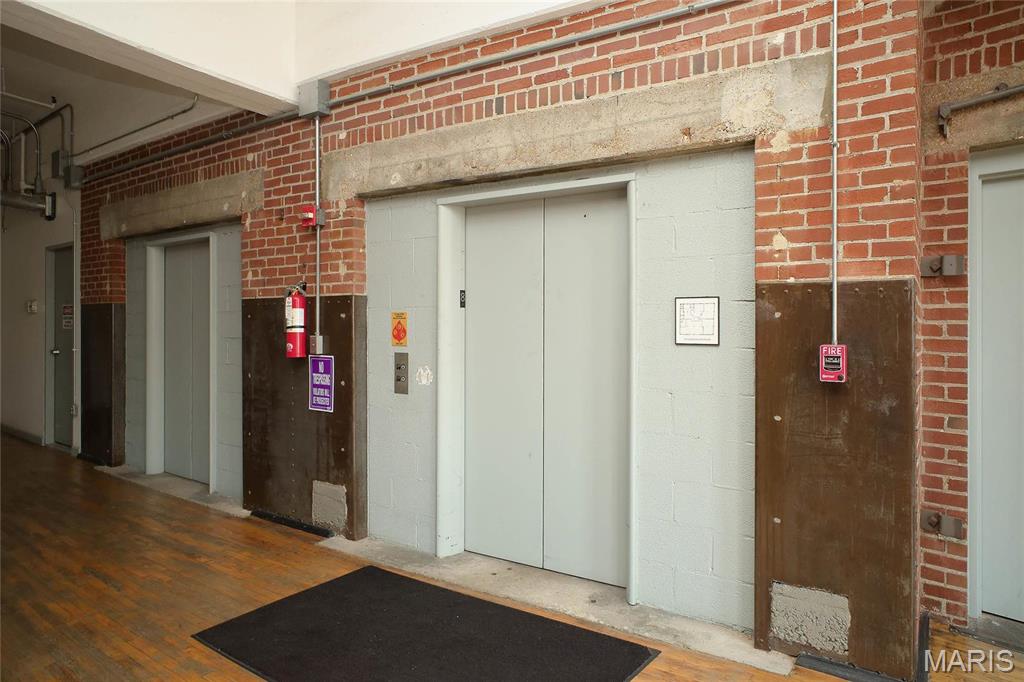 1010 Saint Charles Street 802