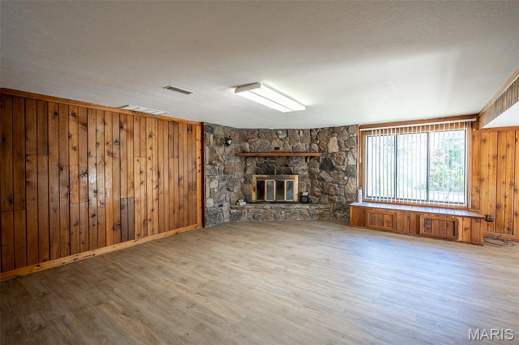 Buckhorn Est. - Residential