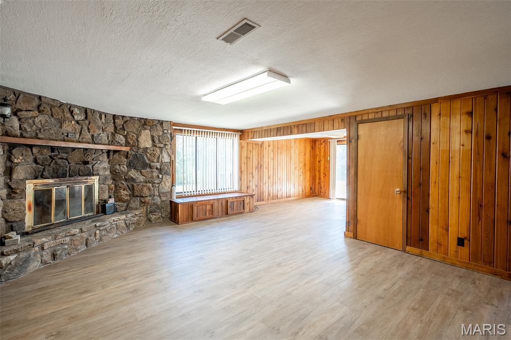 Buckhorn Est. - Residential