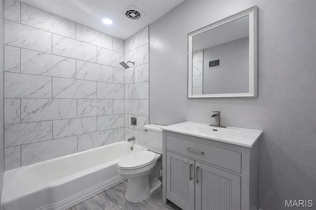 Foxrun 2 - Residential