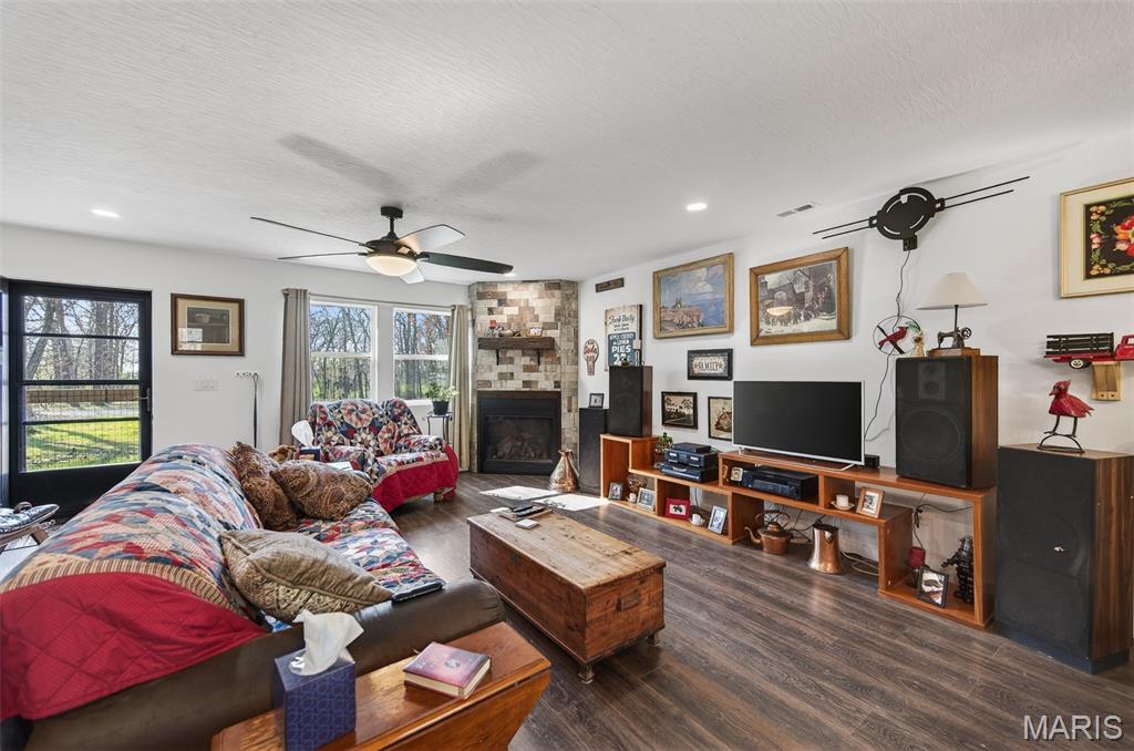 Lebanon - Residential