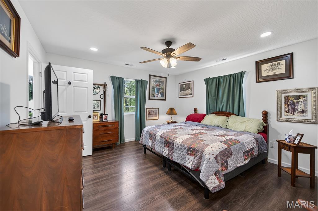 Lebanon - Residential