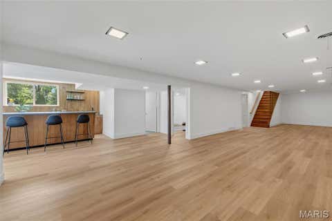 Tiny photo for 14 Wedgewood Lane, Creve Coeur, MO 63141 (MLS # 26046942)