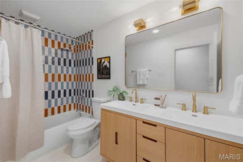 Tiny photo for 14 Wedgewood Lane, Creve Coeur, MO 63141 (MLS # 26046942)