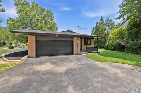 Tiny photo for 14 Wedgewood Lane, Creve Coeur, MO 63141 (MLS # 26046942)