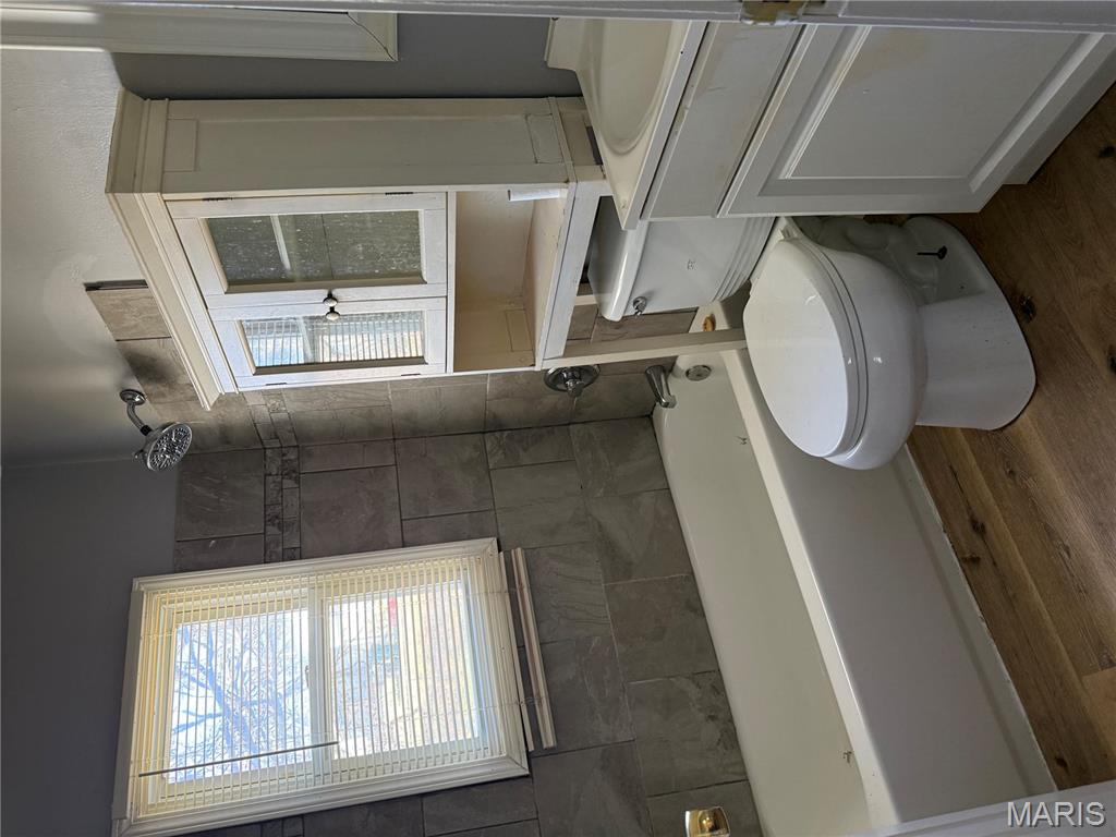 Bissell Hills 3 - Residential Lease