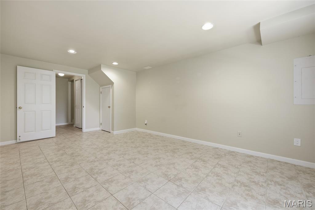 Clarkson Grove Condo Tenth - Residential