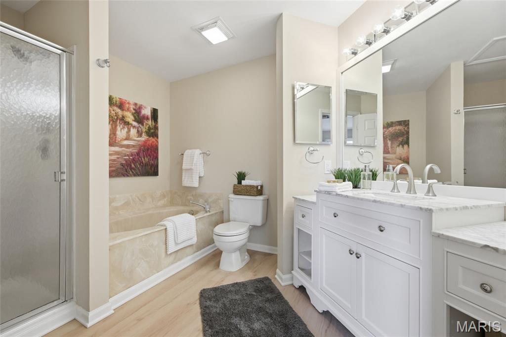 Clarkson Grove Condo Tenth - Residential