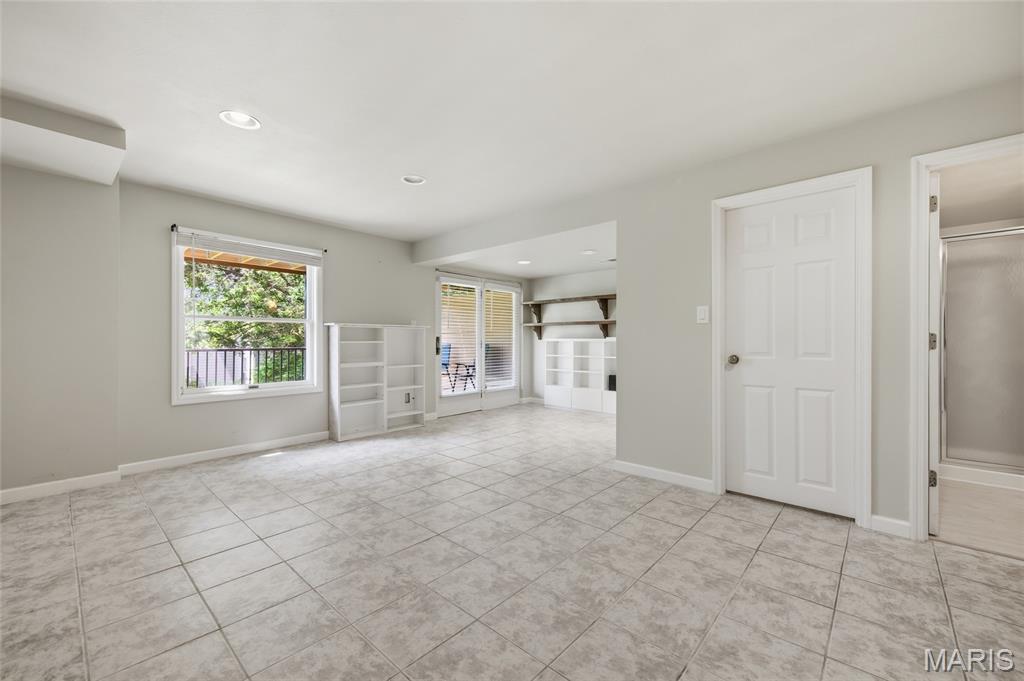 Clarkson Grove Condo Tenth - Residential