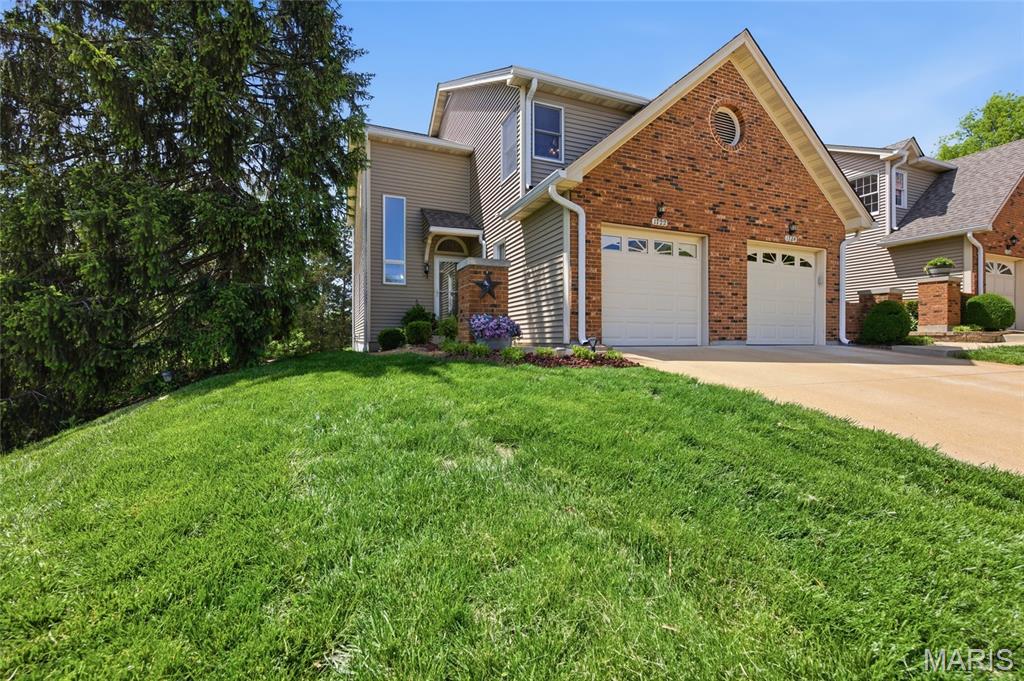 Clarkson Grove Condo Tenth - Residential