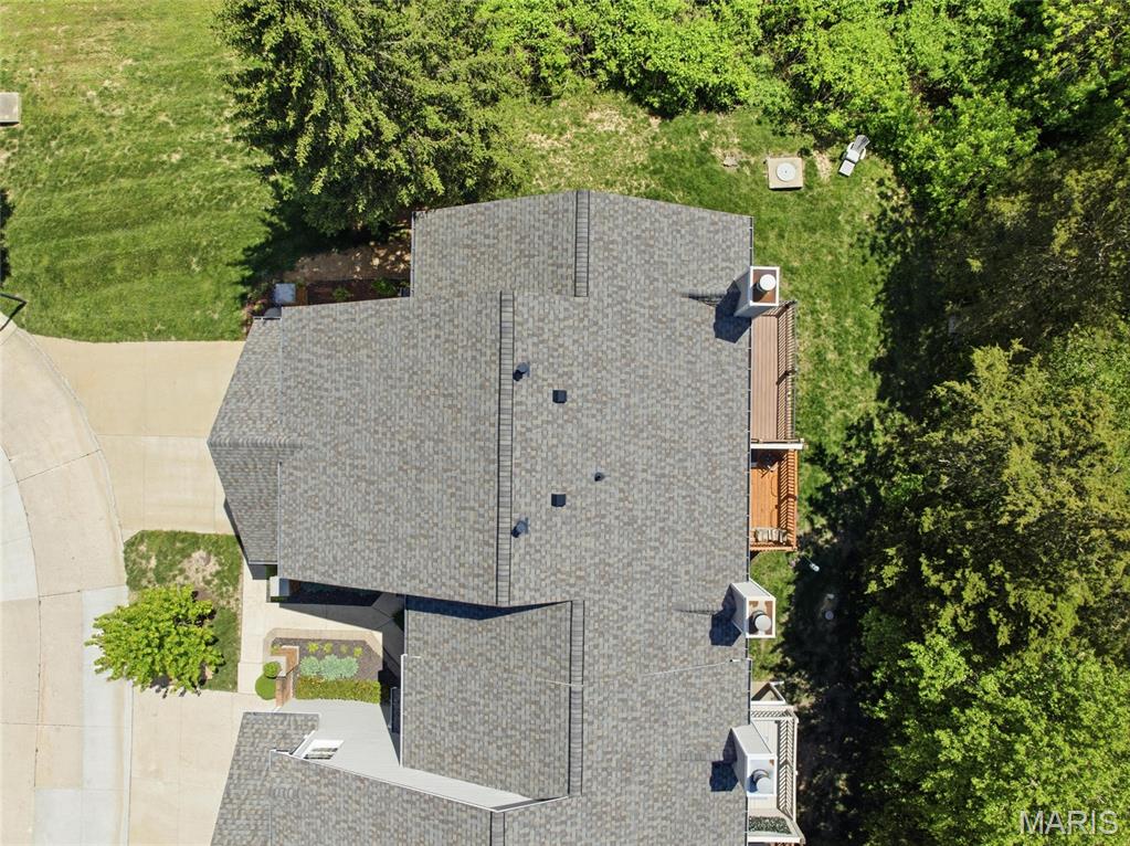 Clarkson Grove Condo Tenth - Residential