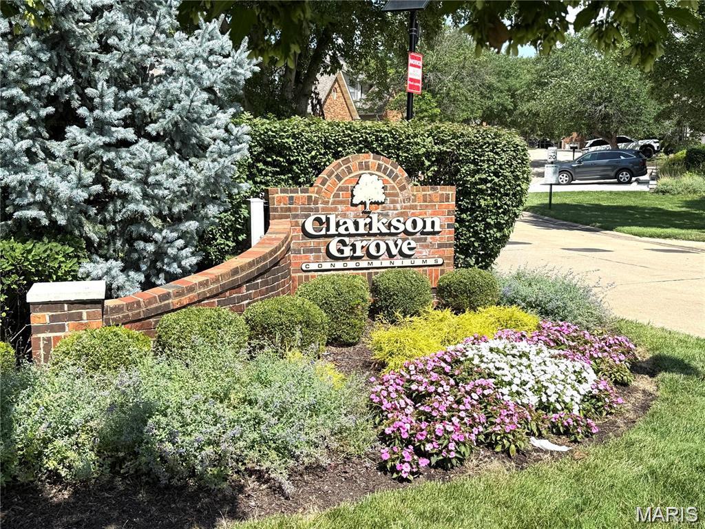 Clarkson Grove Condo Tenth - Residential