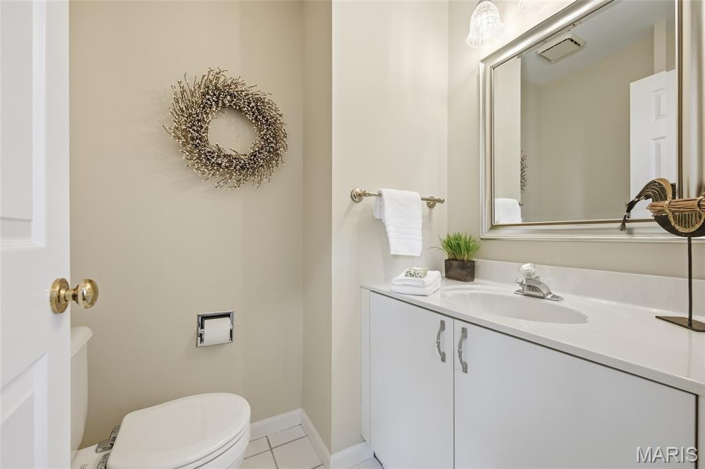 Clarkson Grove Condo Tenth - Residential