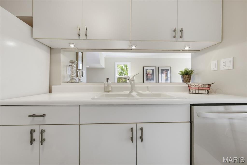 Clarkson Grove Condo Tenth - Residential