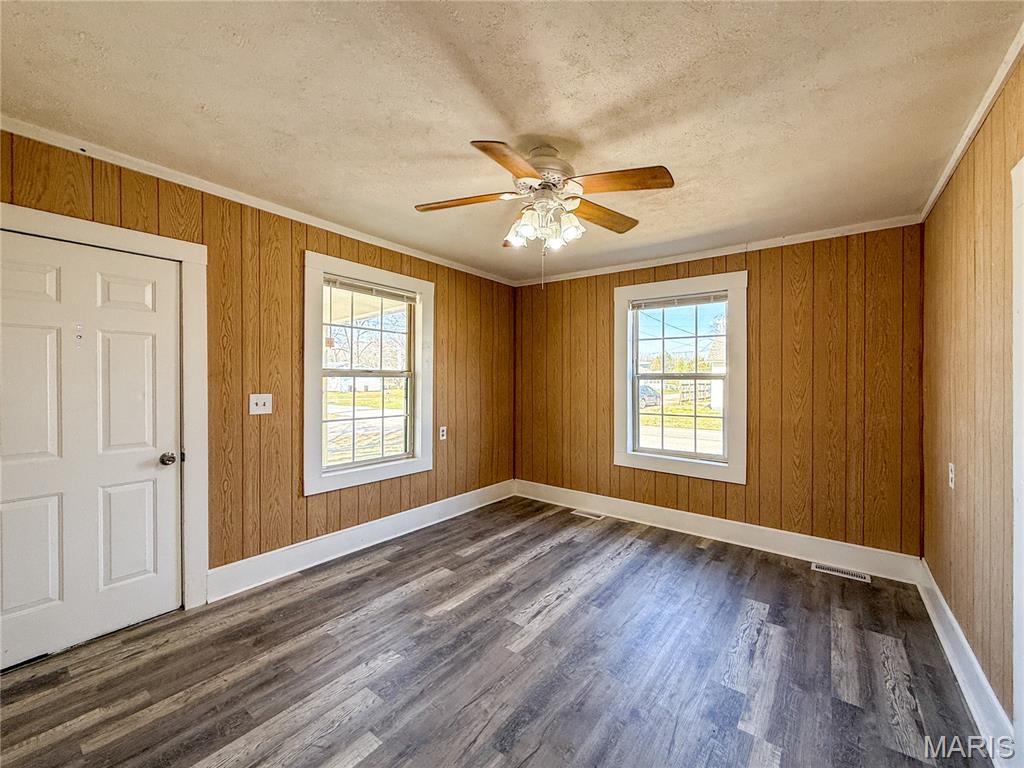 Mangolds Sub - Residential