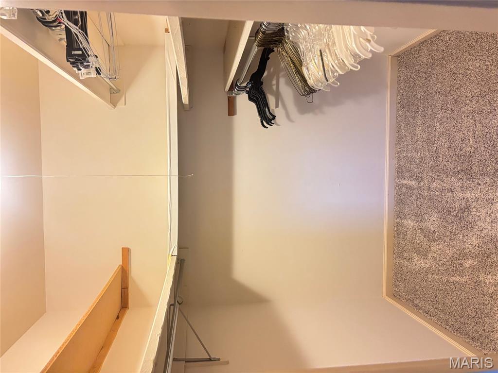 Carriage House Manor Condo Ph - Residential