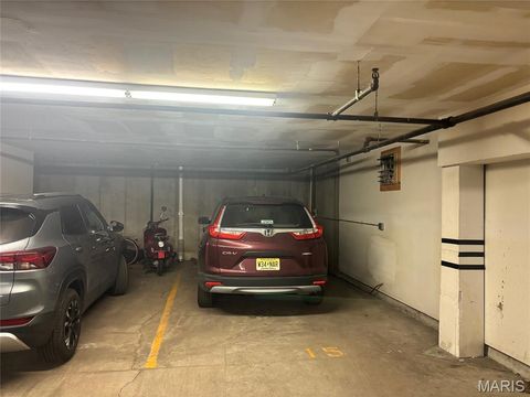 Tiny photo for 920 Guelbreth Lane #103, Creve Coeur, MO 63141 (MLS # 26001831)