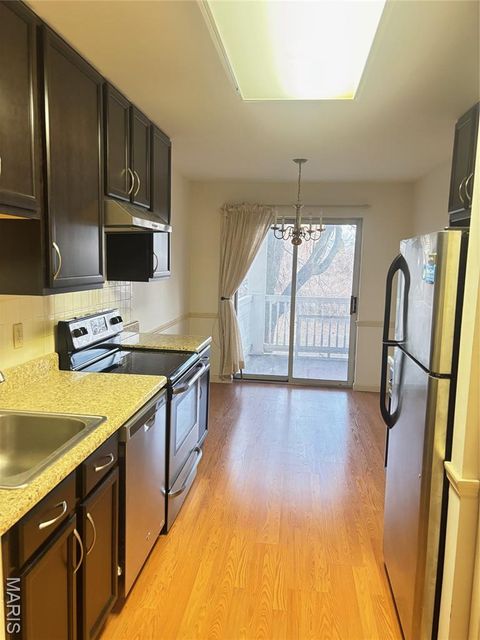 Tiny photo for 920 Guelbreth Lane #103, Creve Coeur, MO 63141 (MLS # 26001831)