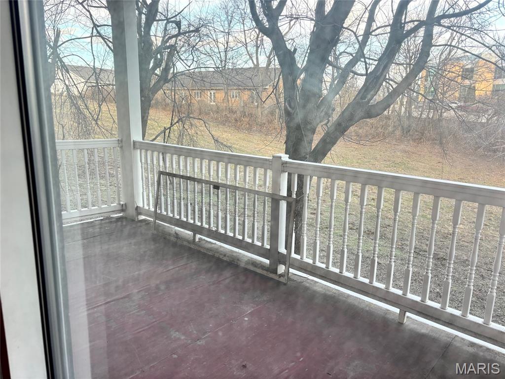 Carriage House Manor Condo Ph - Residential