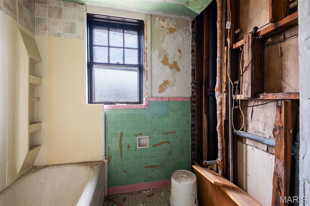 McAdaras Add - Residential Income