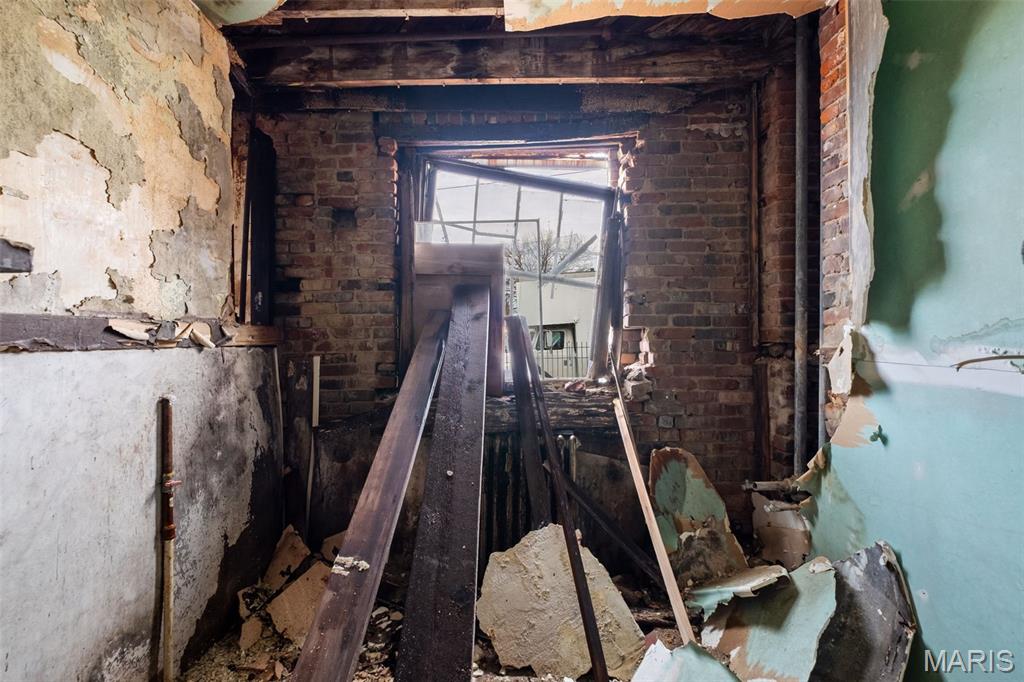 McAdaras Add - Residential Income