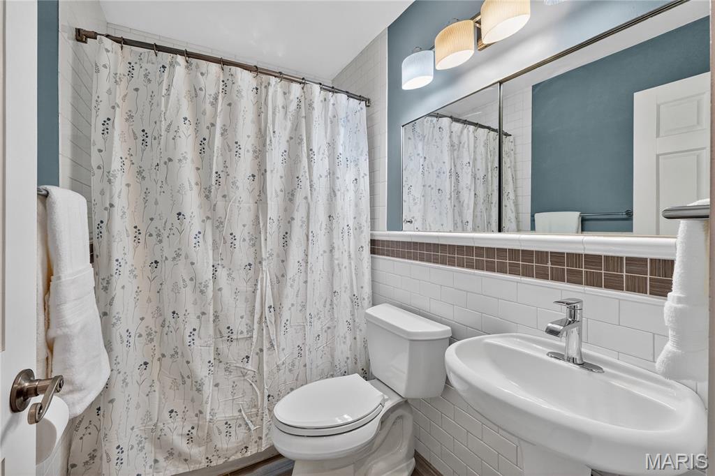 A R Schollmeyers Resub Of Norths Forest - Residential