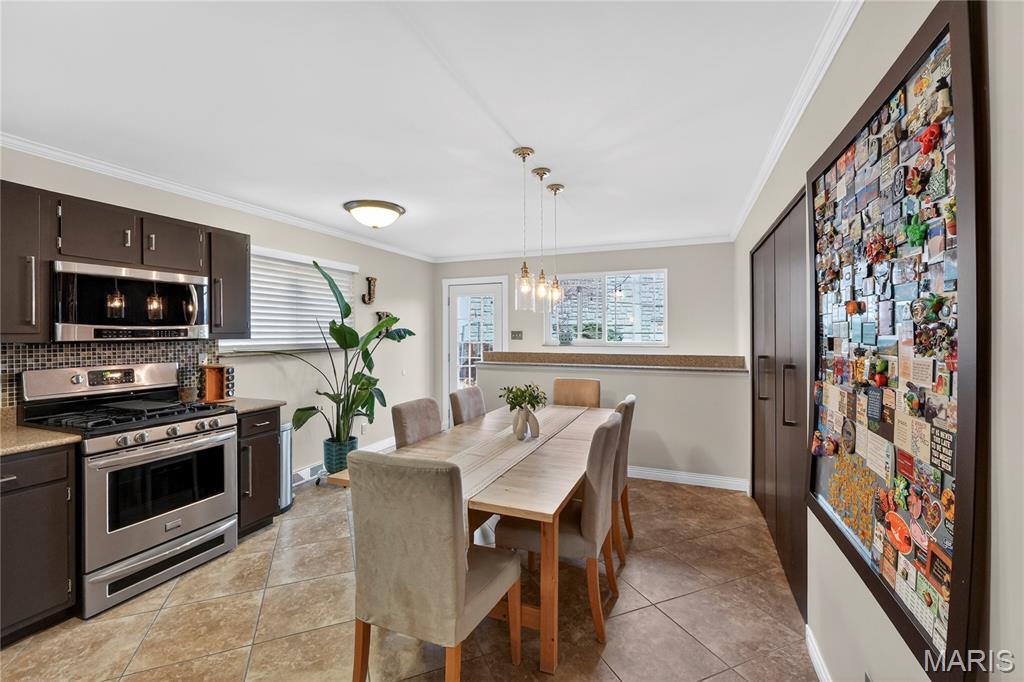 A R Schollmeyers Resub Of Norths Forest - Residential