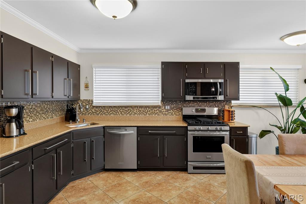 A R Schollmeyers Resub Of Norths Forest - Residential