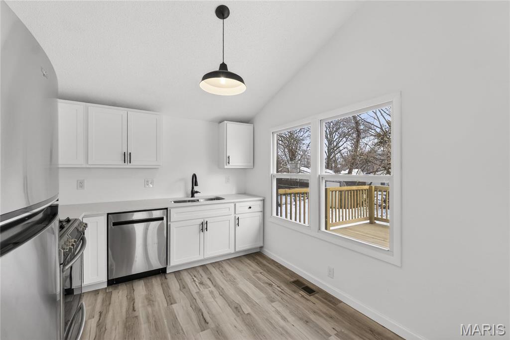 Mayer Wedgwood Green Pheasant Run 6 - Residential