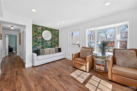 Tiny photo for 1020 Curran Avenue, Kirkwood, MO 63122 (MLS # 26012595)