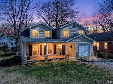 Tiny photo for 1020 Curran Avenue, Kirkwood, MO 63122 (MLS # 26012595)