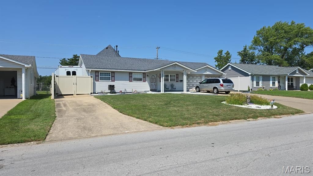 Photo of 203 Saint Margaret Lane, OFallon, MO 63366 (MLS # 25060017)
