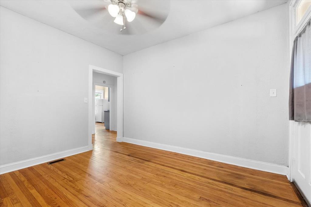 St Louis, Missouri 63116, United States, 2 Bedrooms Bedrooms, ,1 BathroomBathrooms,Residential,Pending,135666